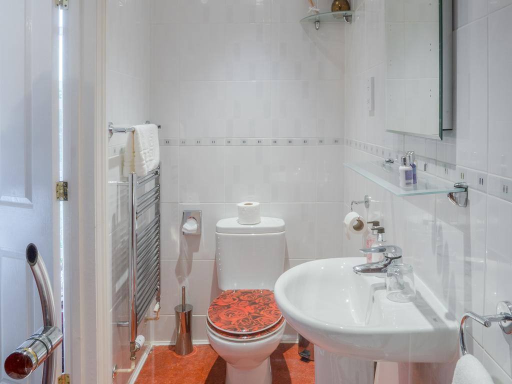 Westwood Guest House Lyme Regis Dış mekan fotoğraf